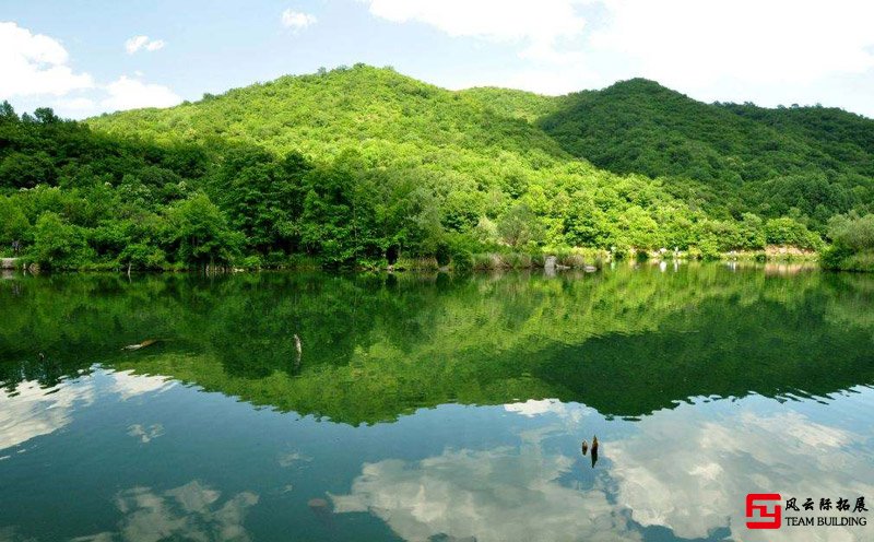 延慶玉渡山自然風景區(qū)忘憂湖圖片